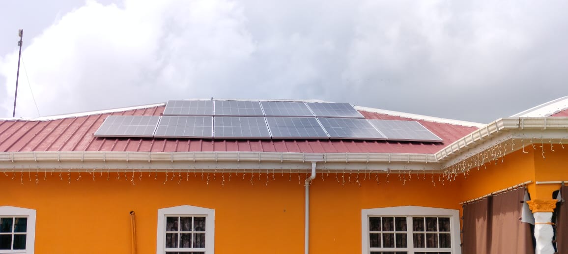 4.5 kW Hybrid Solar System